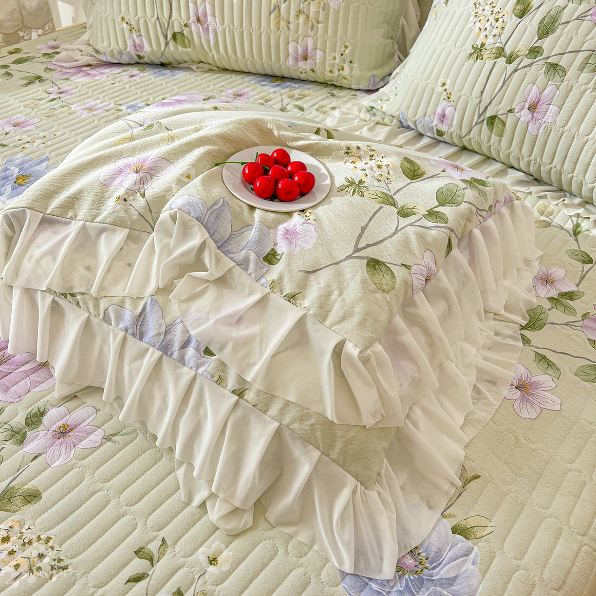 91家纺网 家纺一手货源 找家纺 提花大世界 2026新款冰肤纱法式花边凉感夏被夏凉被空调被被套凉席三件套床盖夹棉四件套 紫雾青藤