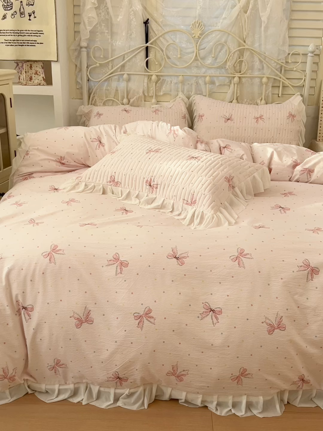 91家纺网 家纺一手货源 找家纺 提花大世界 2026新款冰肤纱法式花边凉感夏被夏凉被空调被被套凉席三件套床盖夹棉四件套 轻粉结意