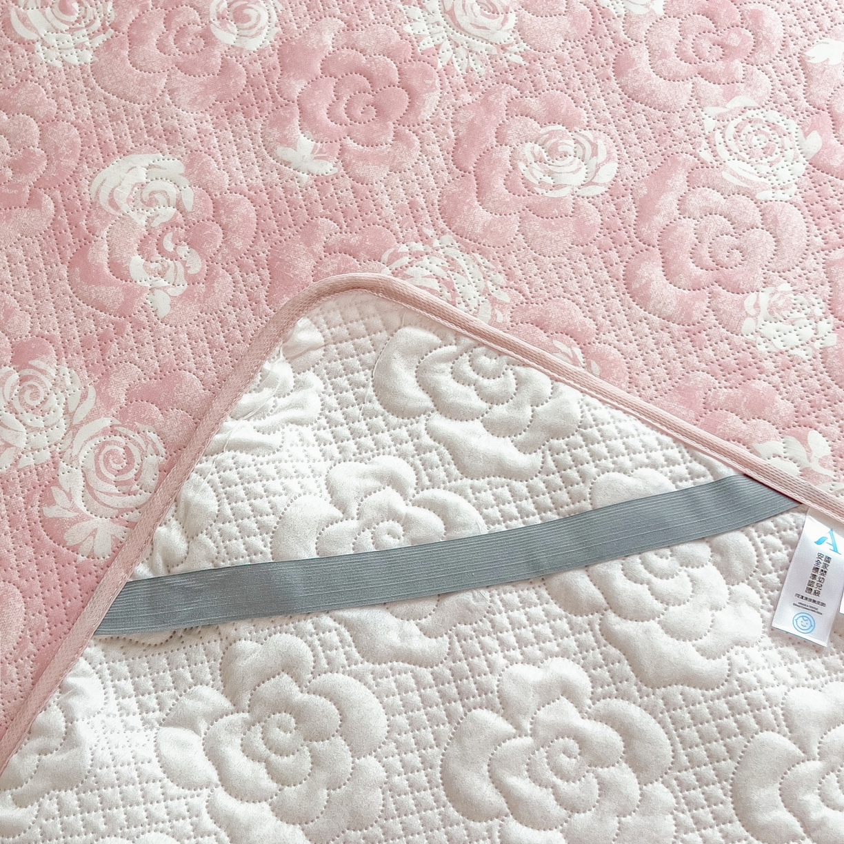 91家纺网 家纺一手货源 找家纺 （总）许林家纺 2026新款花卉凉席床席三件套-花恋