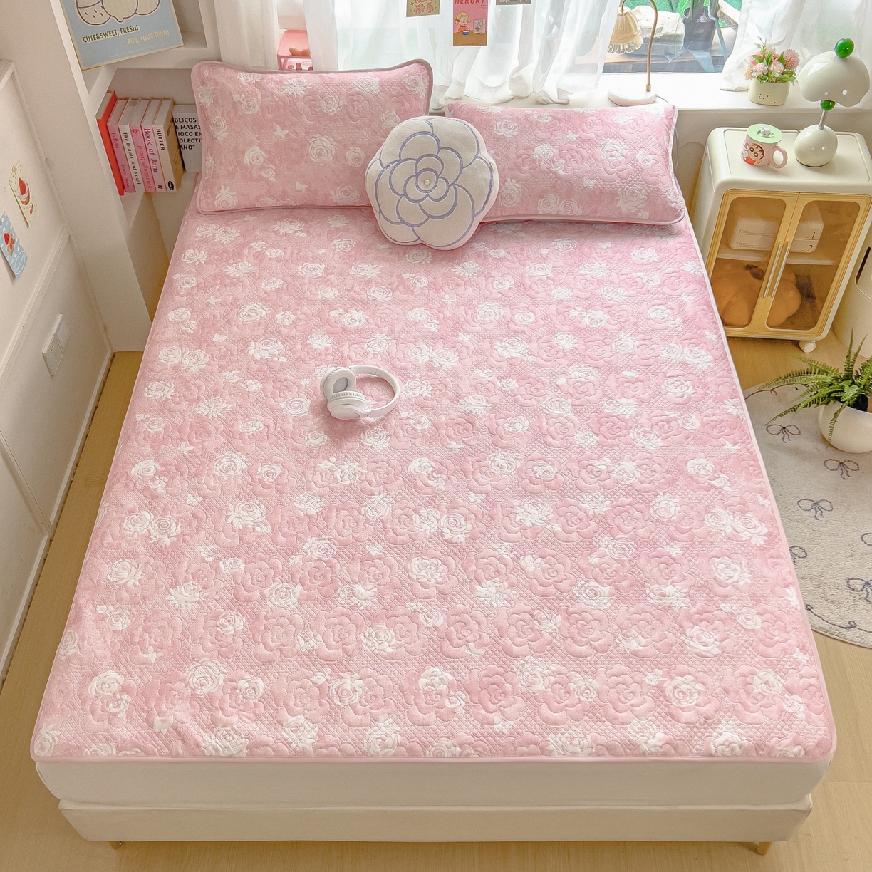 91家纺网 家纺一手货源 找家纺 （总）许林家纺 2026新款花卉凉席床席三件套-花恋