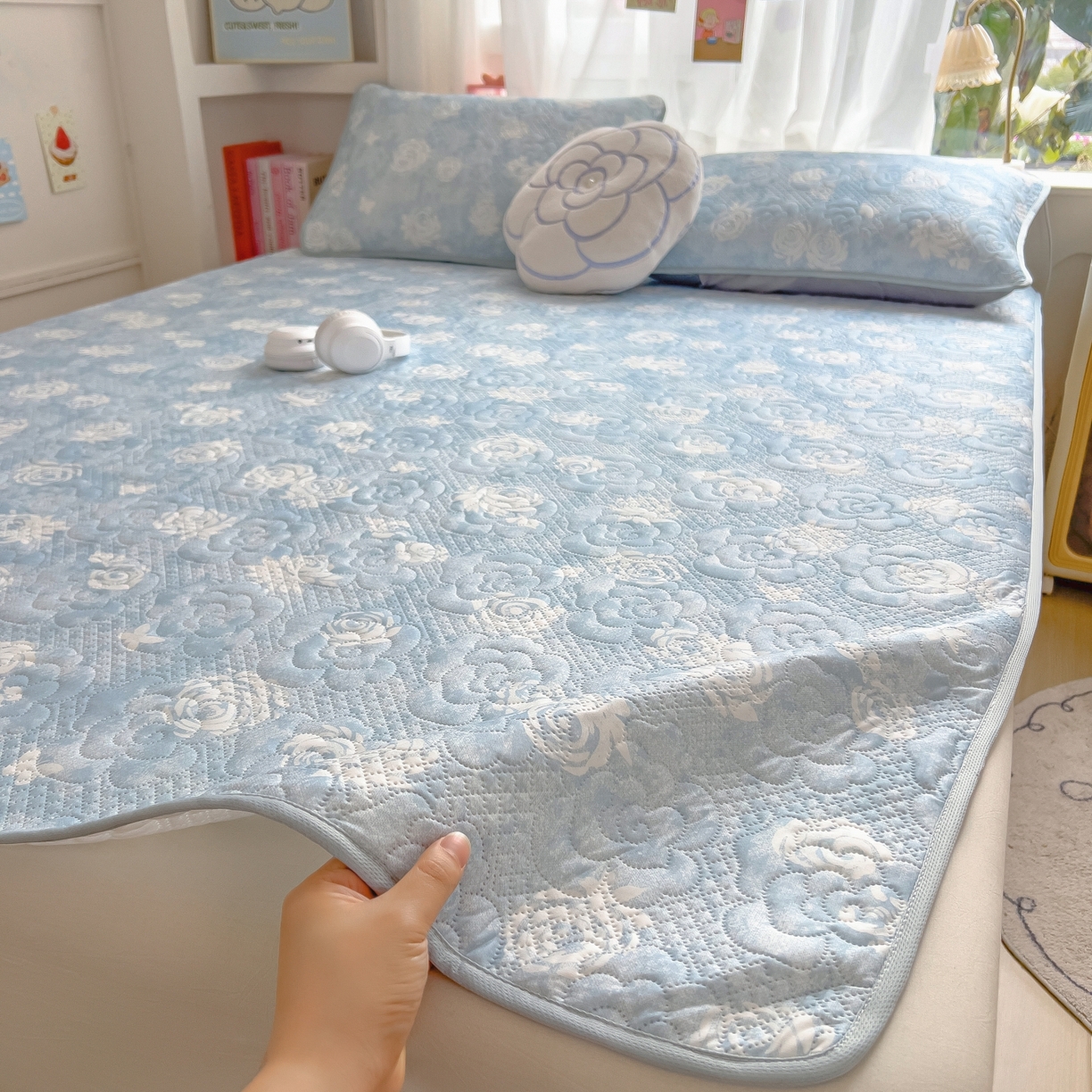 91家纺网 家纺一手货源 找家纺 许林家纺 2026新款花卉凉席床席三件套-花恋 花恋-蓝