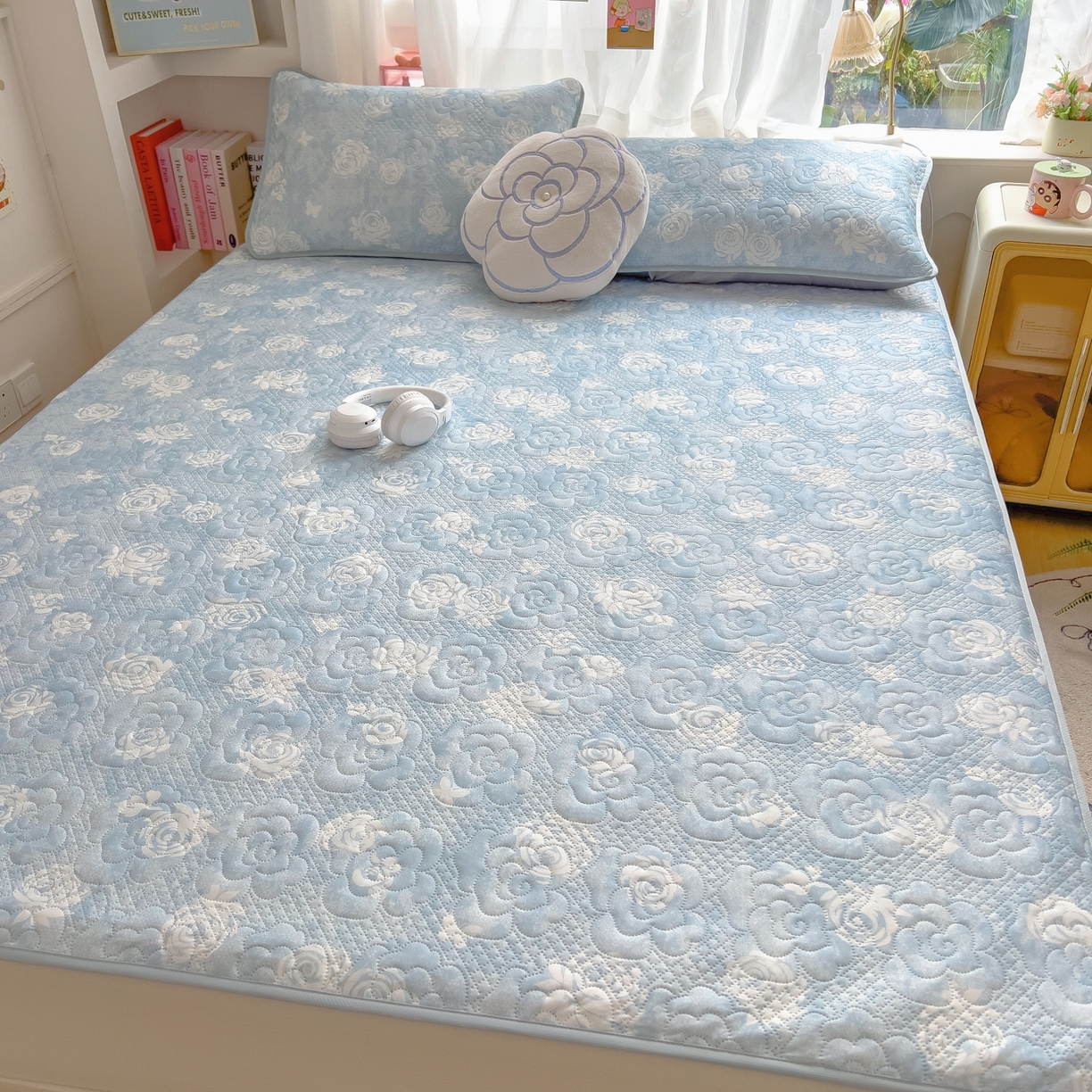 91家纺网 家纺一手货源 找家纺 许林家纺 2026新款花卉凉席床席三件套-花恋 花恋-蓝