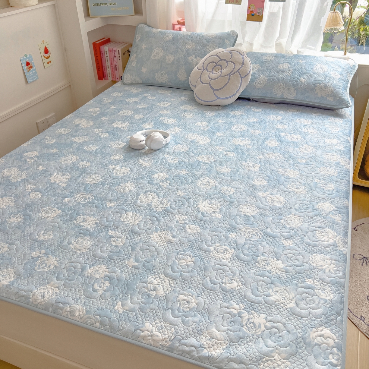 91家纺网 家纺一手货源 找家纺 许林家纺 2026新款花卉凉席床席三件套-花恋 花恋-蓝