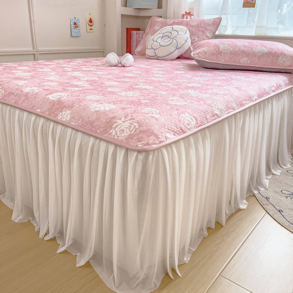 91家纺网 家纺一手货源 找家纺 （总）许林家纺 2026新款花卉凉席床裙三件套-花语