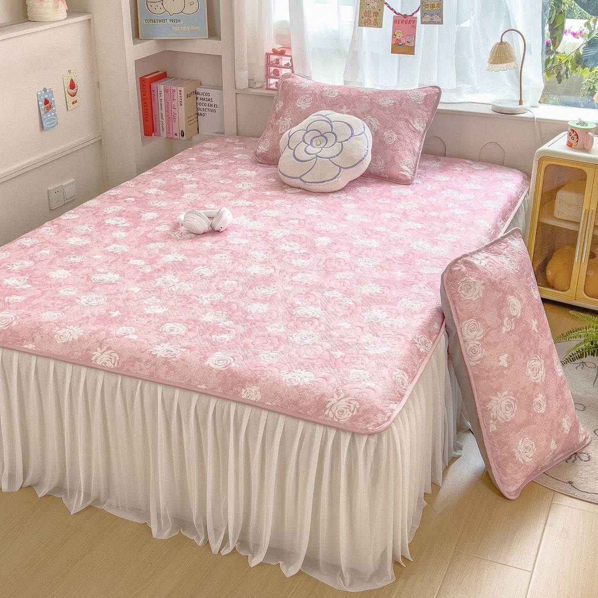 91家纺网 家纺一手货源 找家纺 （总）许林家纺 2026新款花卉凉席床裙三件套-花语