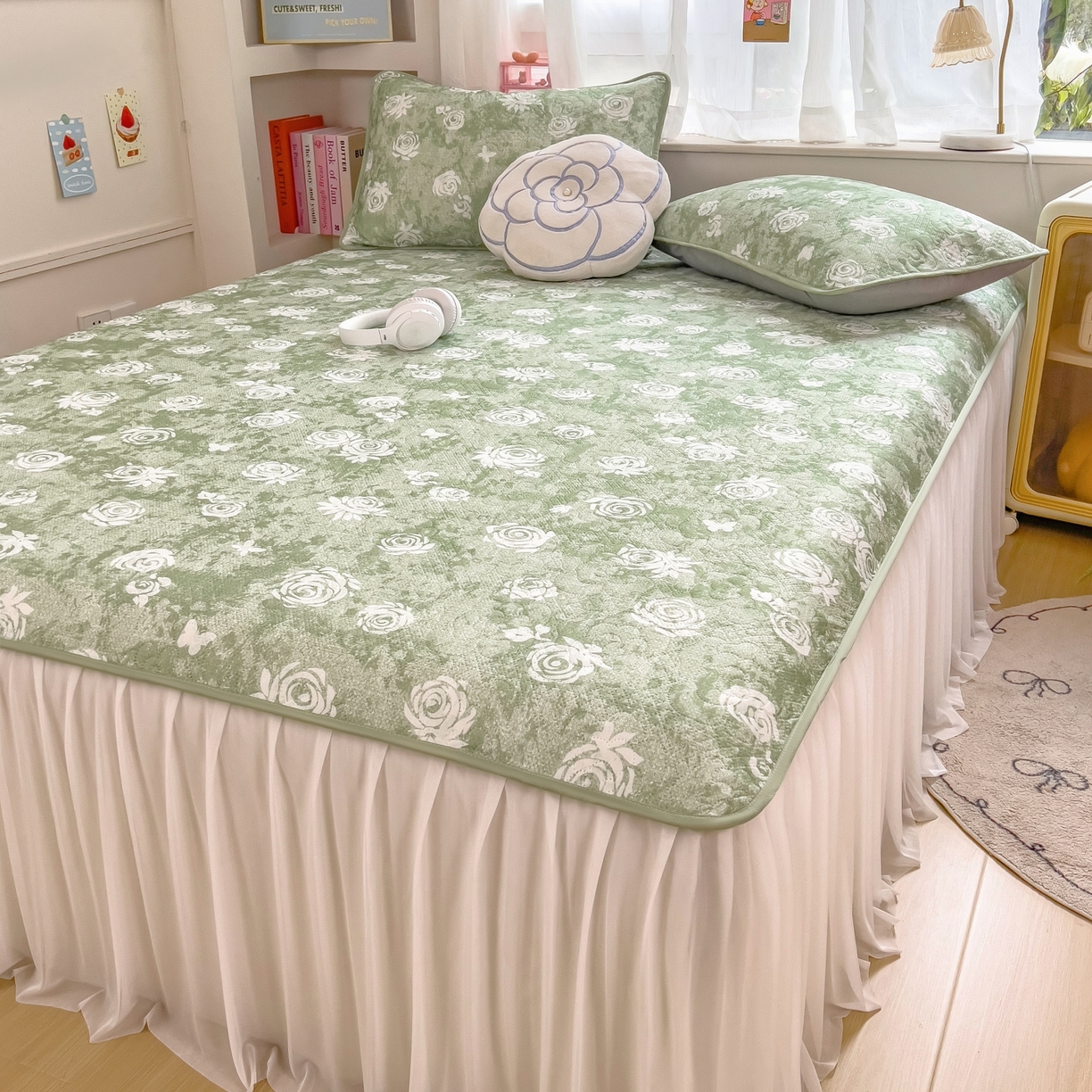 91家纺网 家纺一手货源 找家纺 许林家纺 2026新款花卉凉席床裙三件套-花语 花语-绿