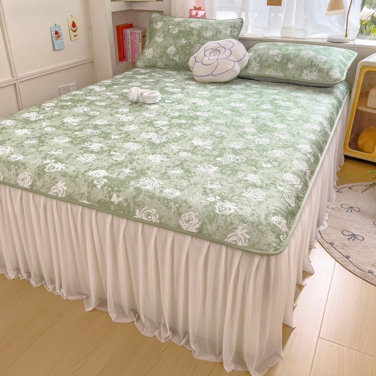 91家纺网 家纺一手货源 找家纺 许林家纺 2026新款花卉凉席床裙三件套-花语 花语-绿