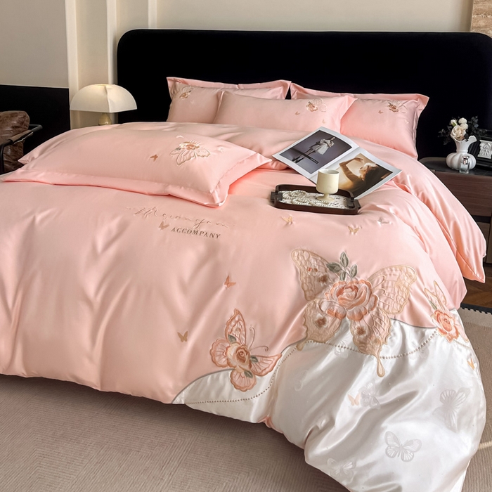 91家纺网 家纺一手货源 找家纺 （总）金牛座家纺 2026新款细斜纹亮丝提花贴布绣重工刺绣四件套-潘妮系列