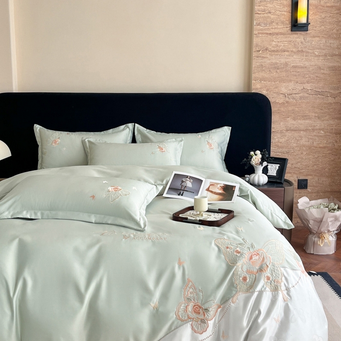 91家纺网 家纺一手货源 找家纺 （总）金牛座家纺 2026新款细斜纹亮丝提花贴布绣重工刺绣四件套-潘妮系列