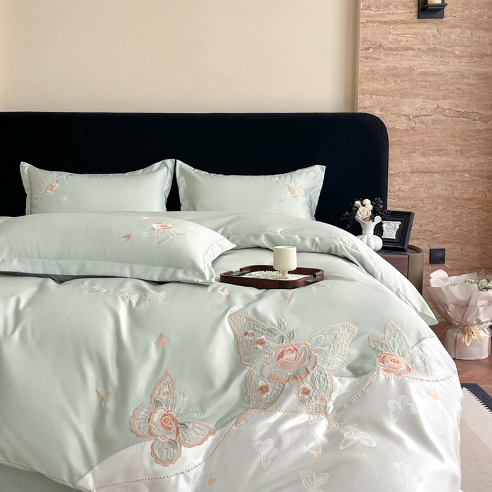 91家纺网 家纺一手货源 找家纺 （总）金牛座家纺 2026新款细斜纹亮丝提花贴布绣重工刺绣四件套-潘妮系列