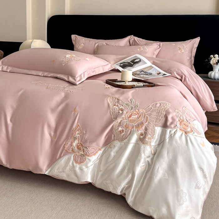 金牛座家纺 2026新款细斜纹亮丝提花贴布绣重工刺绣四件套-潘妮系列 潘妮-浅豆沙