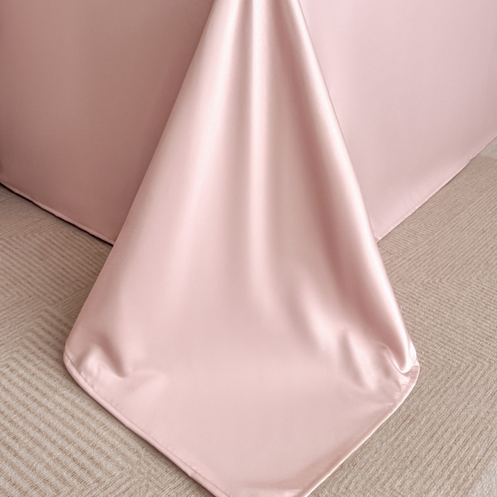 91家纺网 家纺一手货源 找家纺 金牛座家纺 2026新款细斜纹亮丝提花贴布绣重工刺绣四件套-潘妮系列 潘妮-浅豆沙