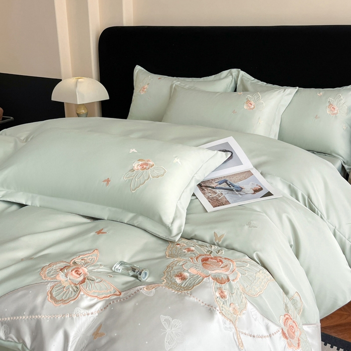 91家纺网 家纺一手货源 找家纺 金牛座家纺 2026新款细斜纹亮丝提花贴布绣重工刺绣四件套-潘妮系列 潘妮-薄荷绿