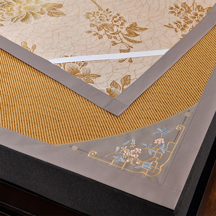 91家纺网 家纺一手货源 找家纺 小牛席业 2026新款对角绣冰藤双面席凉席席子 对角绣花-冰藤双面席深咖