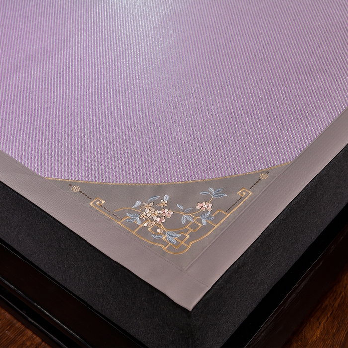 91家纺网 家纺一手货源 找家纺 小牛席业 2026新款对角绣冰藤双面席凉席席子 对角绣花-冰藤双面席紫色