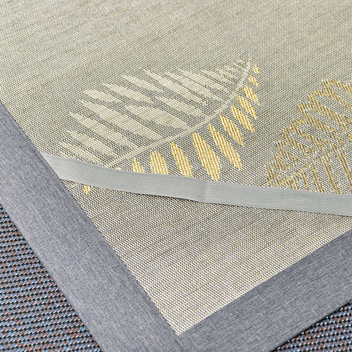 91家纺网 家纺一手货源 找家纺 小牛席业 2026新款对角绣冰藤双面席凉席席子 对角绣花-渐变冰藤墨绿