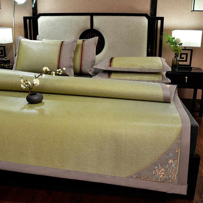 91家纺网 家纺一手货源 找家纺 小牛席业 2026新款对角绣冰藤双面席凉席席子 对角绣花-冰藤双面席青柠