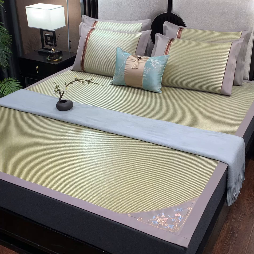 91家纺网 家纺一手货源 找家纺 小牛席业 2026新款对角绣冰藤双面席凉席席子 对角绣花-冰藤双面席青柠