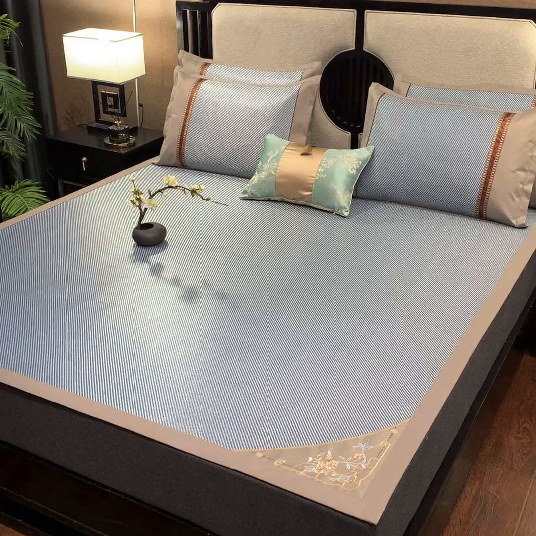 91家纺网 家纺一手货源 找家纺 小牛席业 2026新款对角绣冰藤双面席凉席席子 对角绣花-冰藤双面席海蓝