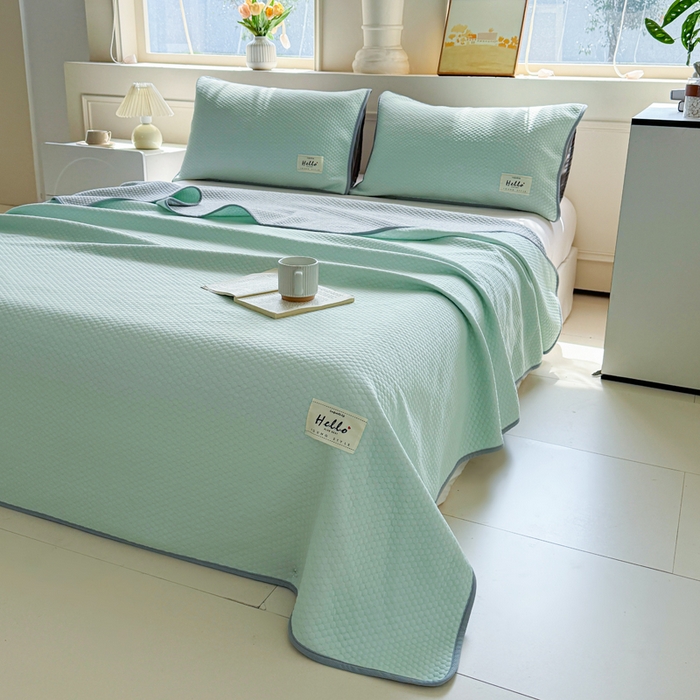 91家纺网 家纺一手货源 找家纺 恋佳居 2026新款简约A类云涧冰格凉感丝竹纤维夏凉毯毯子午睡毯 云涧冰格-竹雾绿