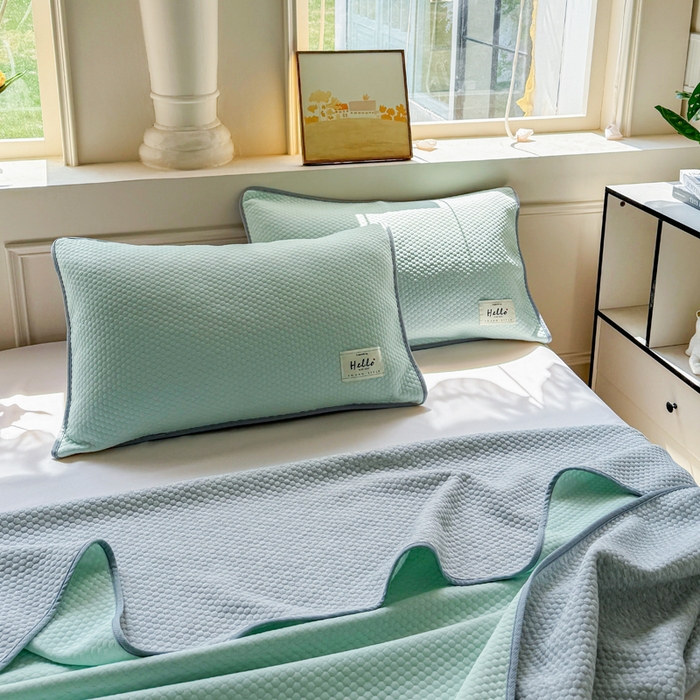 91家纺网 家纺一手货源 找家纺 恋佳居 2026新款简约A类云涧冰格凉感丝竹纤维夏凉毯毯子午睡毯 云涧冰格-竹雾绿