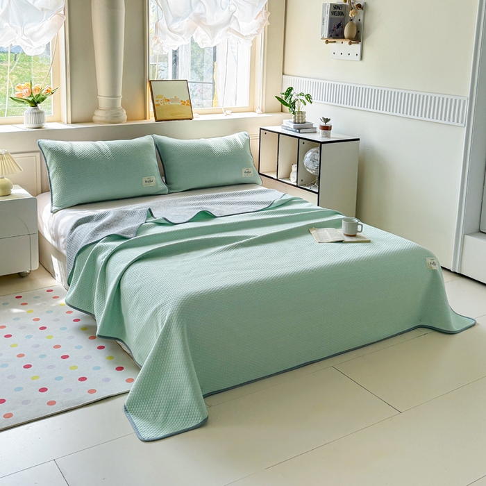 91家纺网 家纺一手货源 找家纺 恋佳居 2026新款简约A类云涧冰格凉感丝竹纤维夏凉毯毯子午睡毯 云涧冰格-竹雾绿