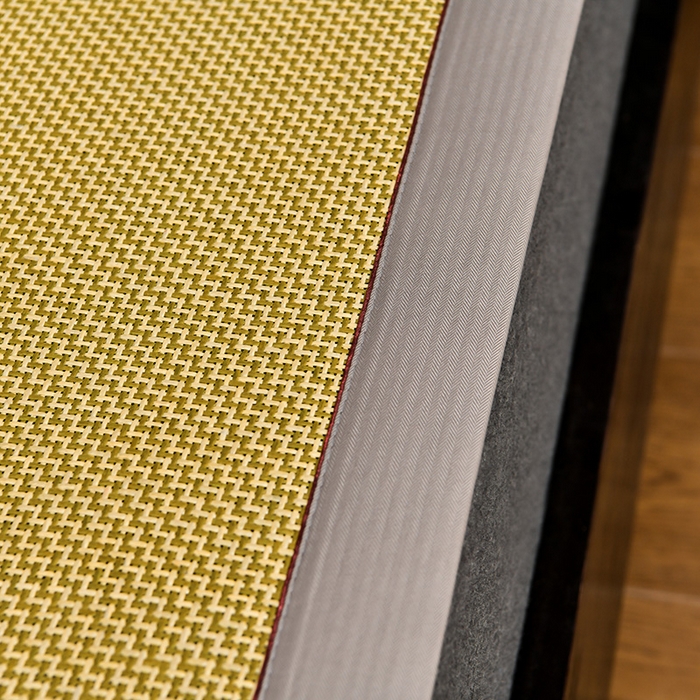 91家纺网 家纺一手货源 找家纺 小牛席业 2026新款加厚古藤席经典皮革标凉席席子 加厚藤席-经典皮革标（古黄）