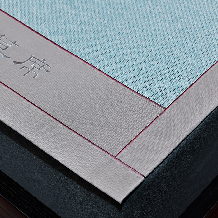 91家纺网 家纺一手货源 找家纺 小牛席业 2026新款加厚款经典藤席面薰衣草清香席凉席席子 薰衣草清香席-冰蓝