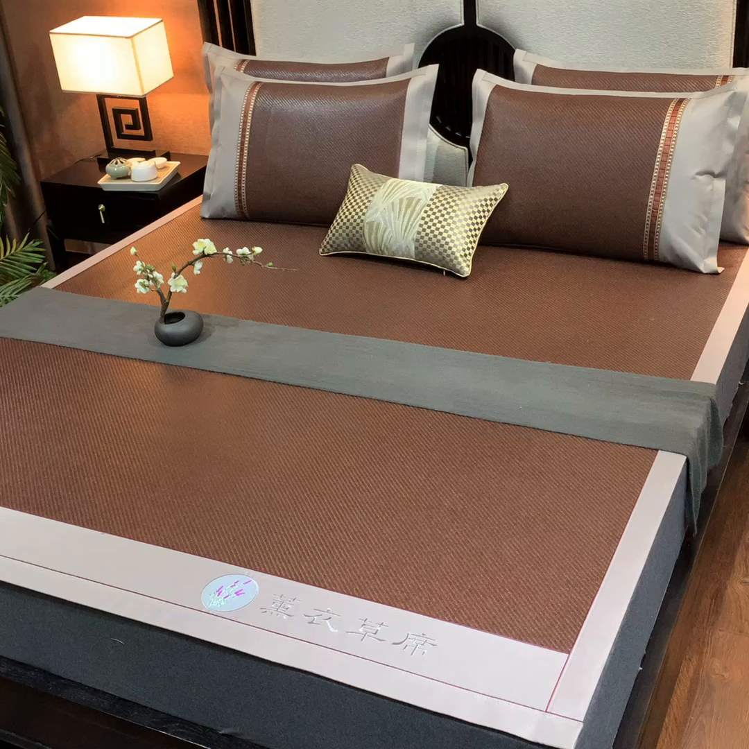 91家纺网 家纺一手货源 找家纺 小牛席业 2026新款加厚款经典藤席面薰衣草清香席凉席席子 薰衣草清香席-黑咖