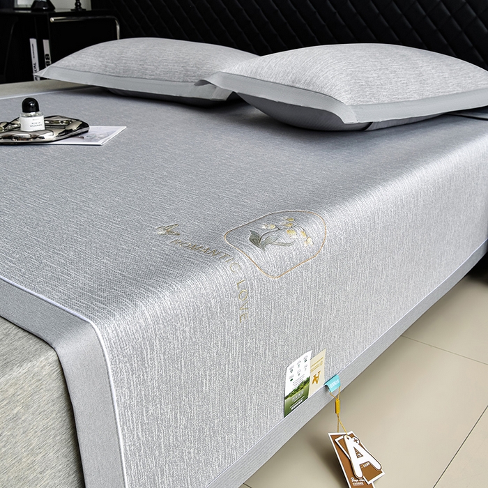 91家纺网 家纺一手货源 找家纺 小牛席业 2026新款铃兰冷感冰丝席凉席席子 铃兰-灰色