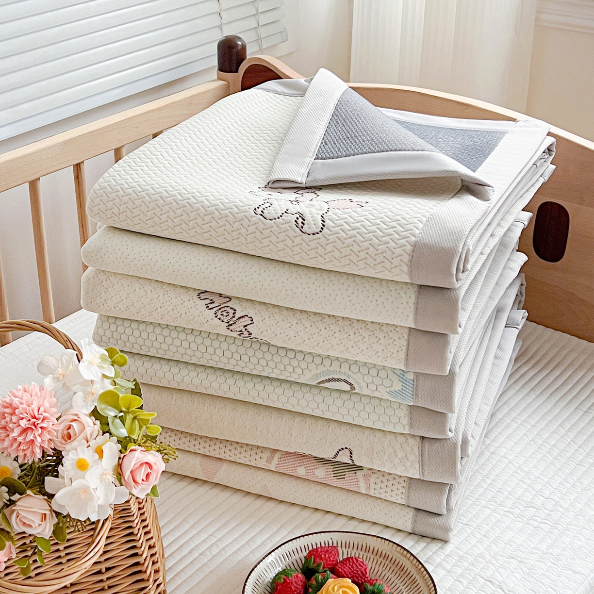 91家纺网 家纺一手货源 找家纺 富馨莱 2026新款冰丝凉席平铺款支持一件定制定做 凉感灰