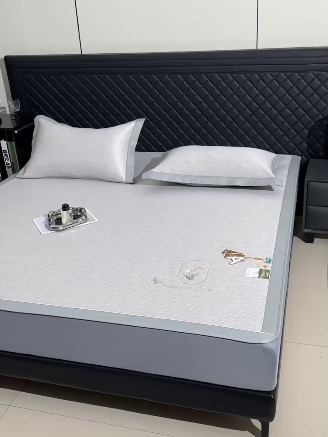 91家纺网 家纺一手货源 找家纺 （总）小牛席业 2026新款铃兰冷感冰丝席凉席席子床笠款