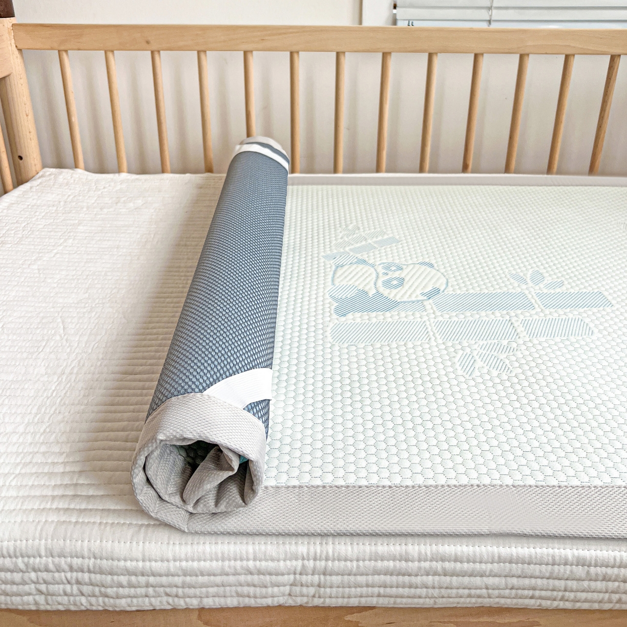 91家纺网 家纺一手货源 找家纺 富馨莱 2026年新款儿童幼儿园豆豆席凉席席子支持一件定制 熊猫嘟嘟-蓝