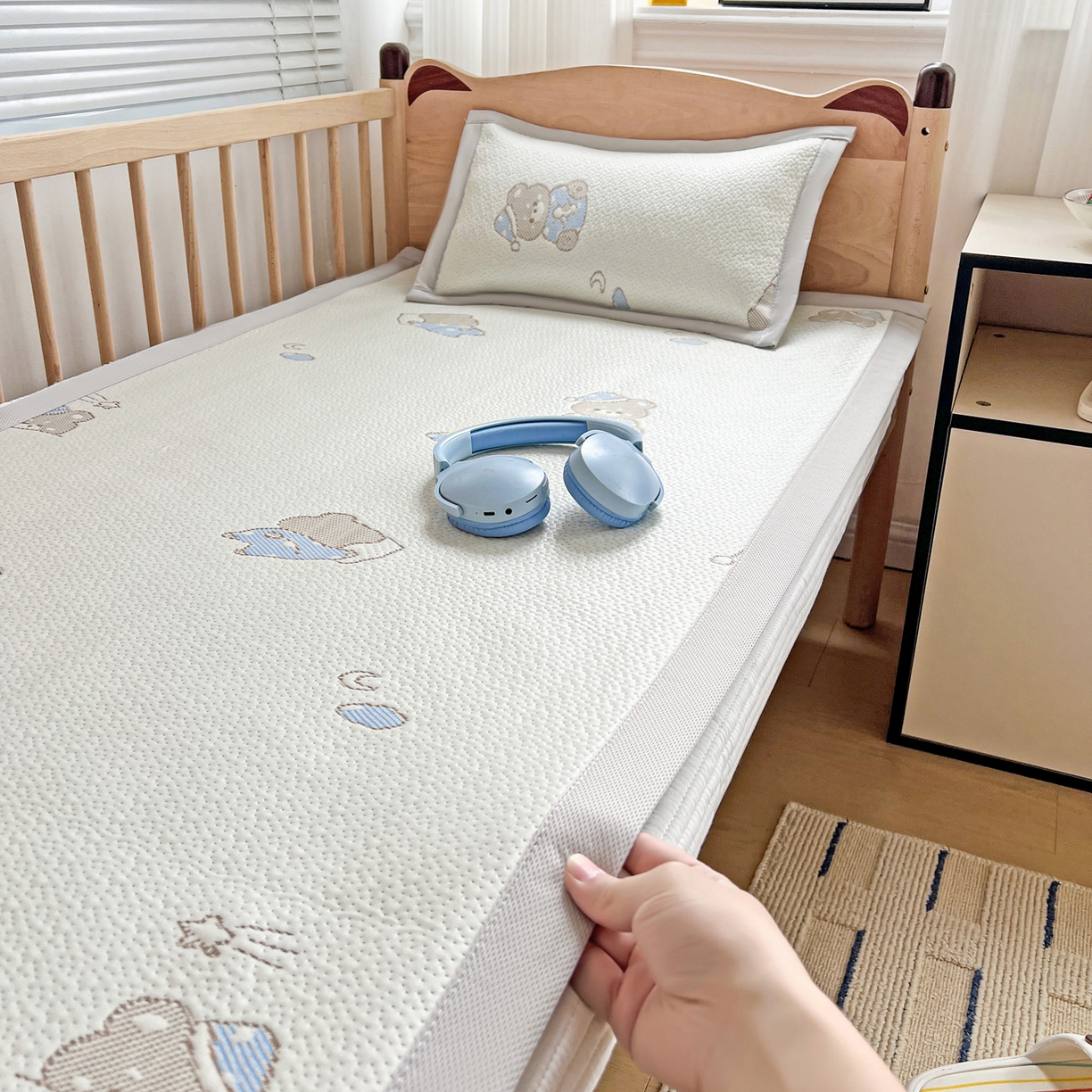 富馨莱 2026年新款儿童幼儿园豆豆席凉席席子支持一件定制 可爱熊