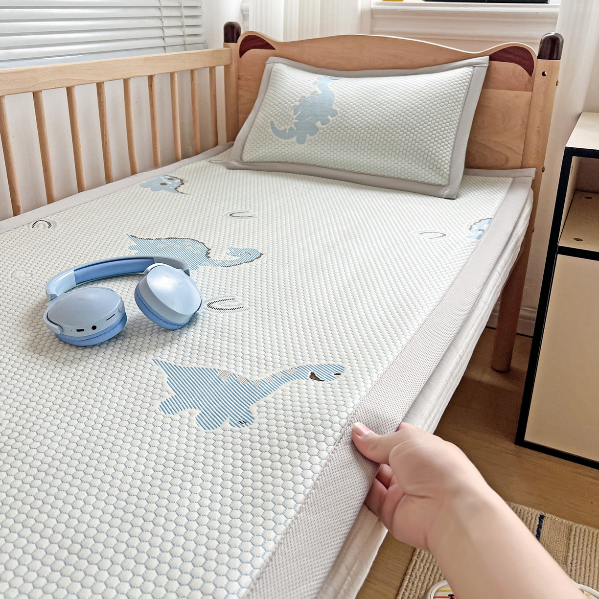 富馨莱 2026年新款儿童幼儿园豆豆席凉席席子支持一件定制 小恐龙