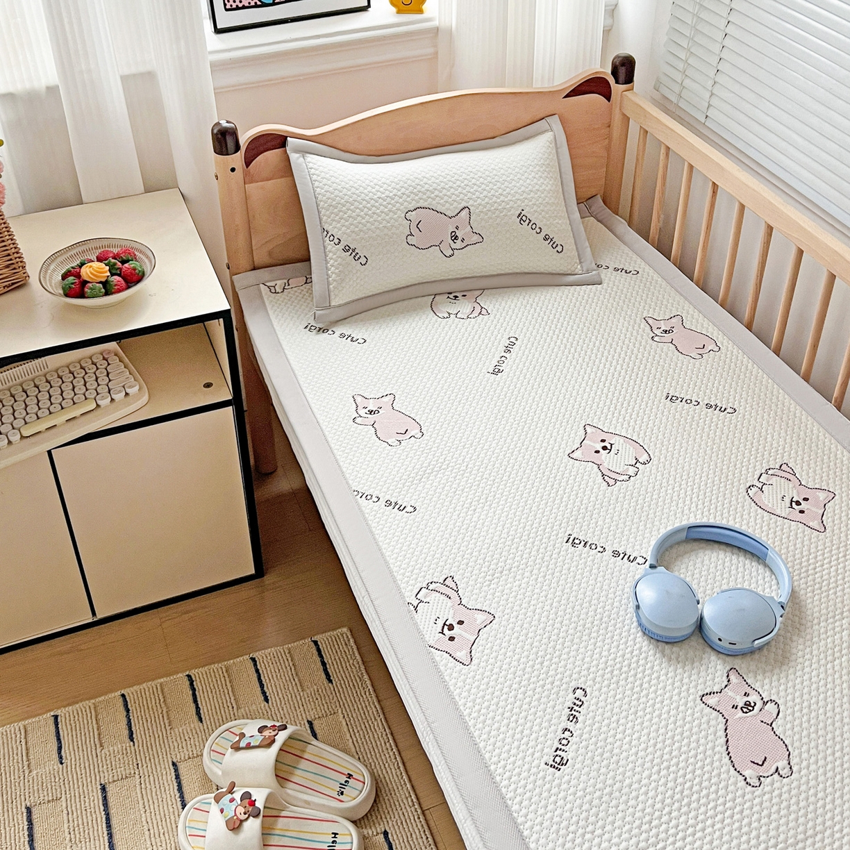 91家纺网 家纺一手货源 找家纺 富馨莱 2026年新款儿童幼儿园豆豆席凉席席子支持一件定制 小狗-柯基