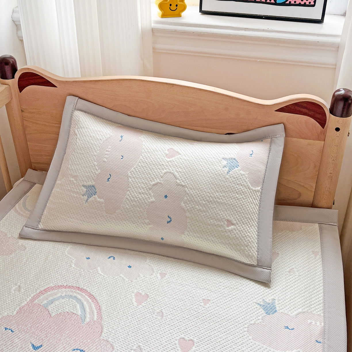 91家纺网 家纺一手货源 找家纺 富馨莱 2026年新款儿童幼儿园豆豆席凉席席子支持一件定制 爱心彩虹