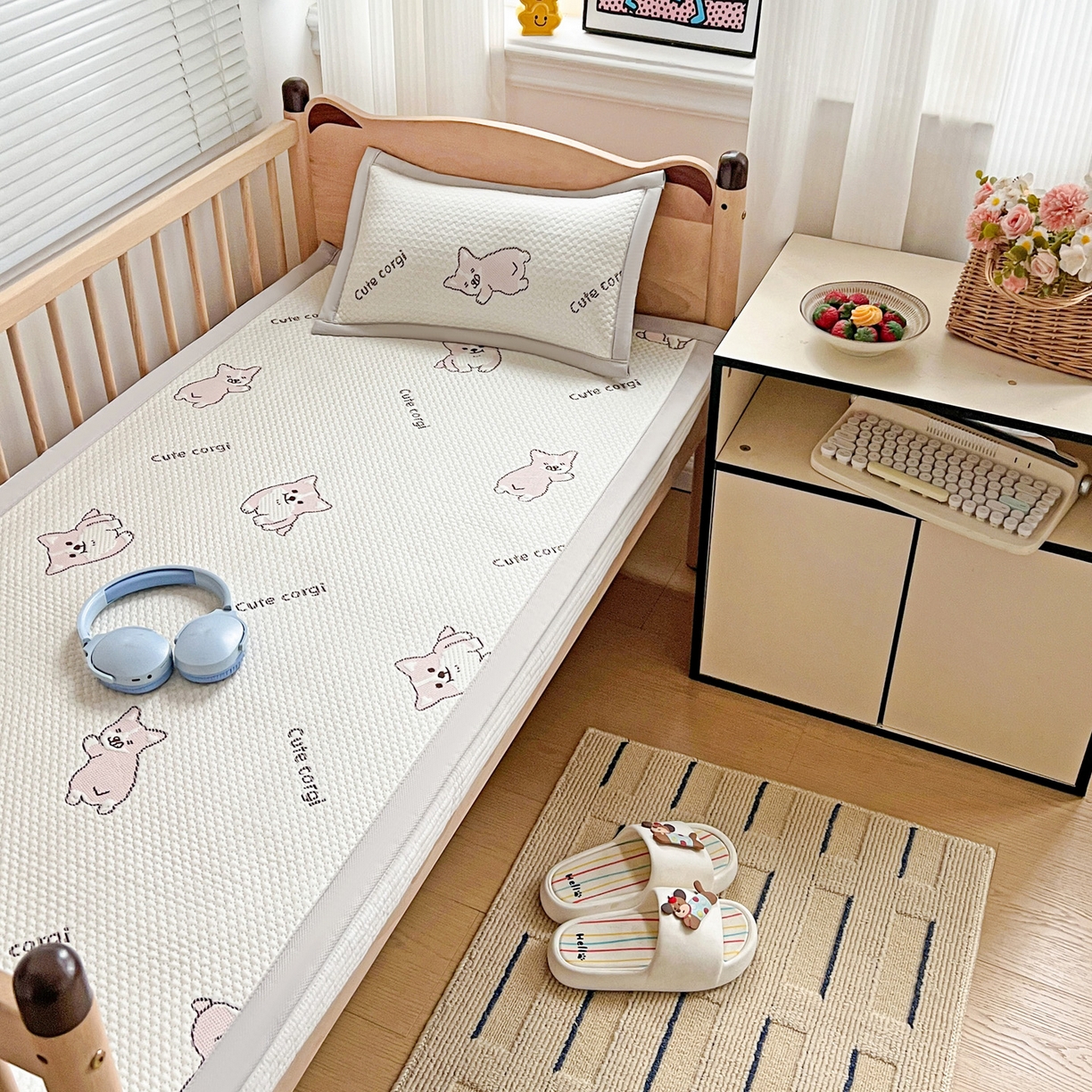 91家纺网 家纺一手货源 找家纺 富馨莱 2026年新款儿童幼儿园豆豆席凉席席子支持一件定制 小狗-柯基