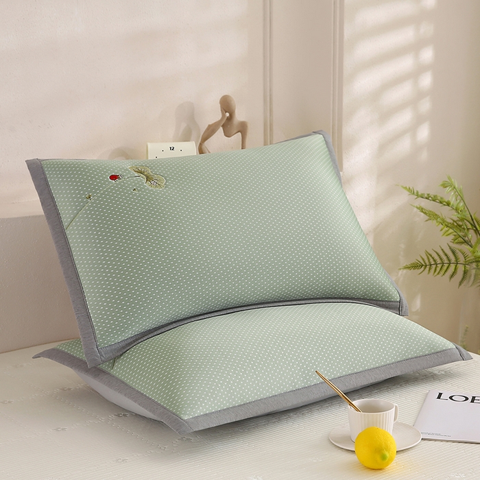 91家纺网 家纺一手货源 找家纺 （总）小牛席业 2026新款夏日荷塘PE凉感纤维冰丝夏凉枕套单品枕套单件