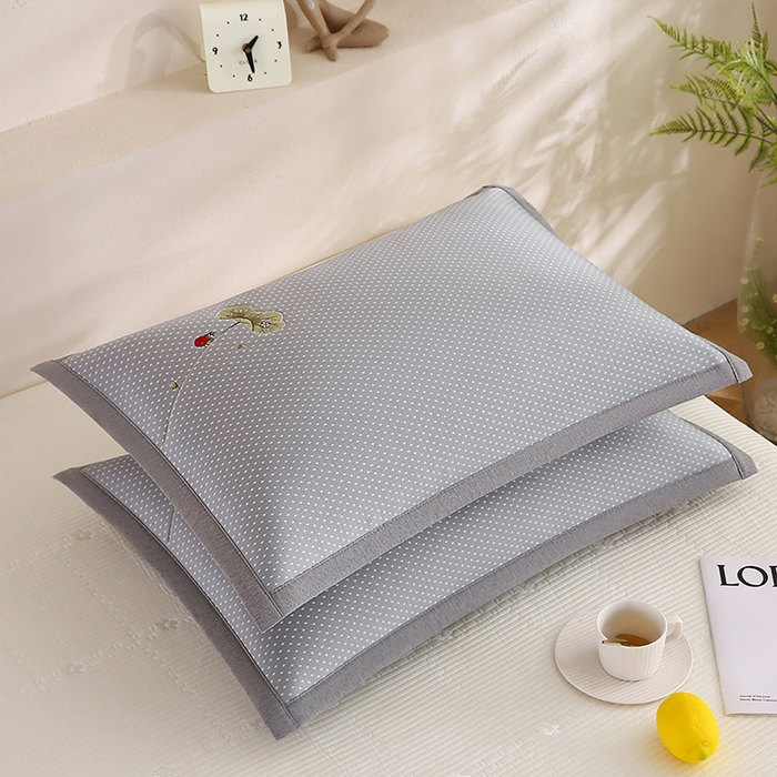 91家纺网 家纺一手货源 找家纺 （总）小牛席业 2026新款夏日荷塘PE凉感纤维冰丝夏凉枕套单品枕套单件