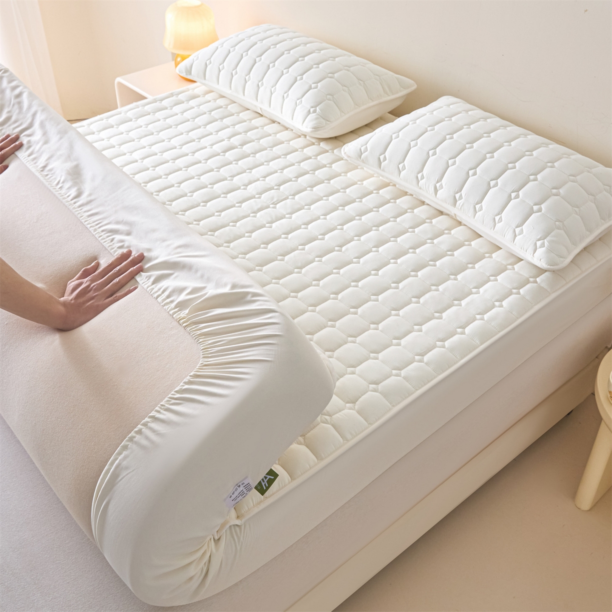 91家纺网 家纺一手货源 找家纺 （总）居眠 2026新款A类棉花夹棉防水床笠-Hi smile