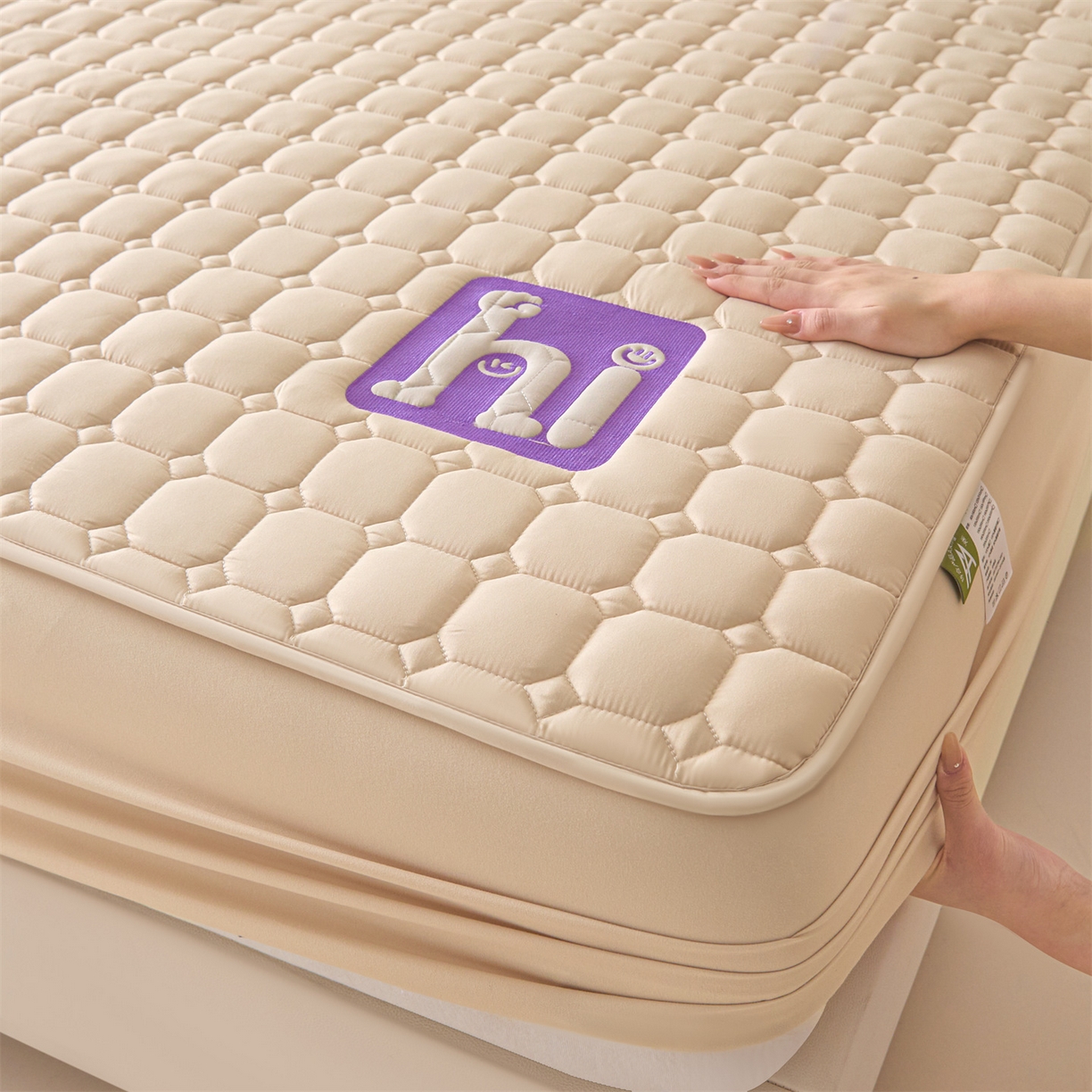 91家纺网 家纺一手货源 找家纺 居眠 2026新款A类棉花夹棉防水床笠-Hi smile Hi smile-卡