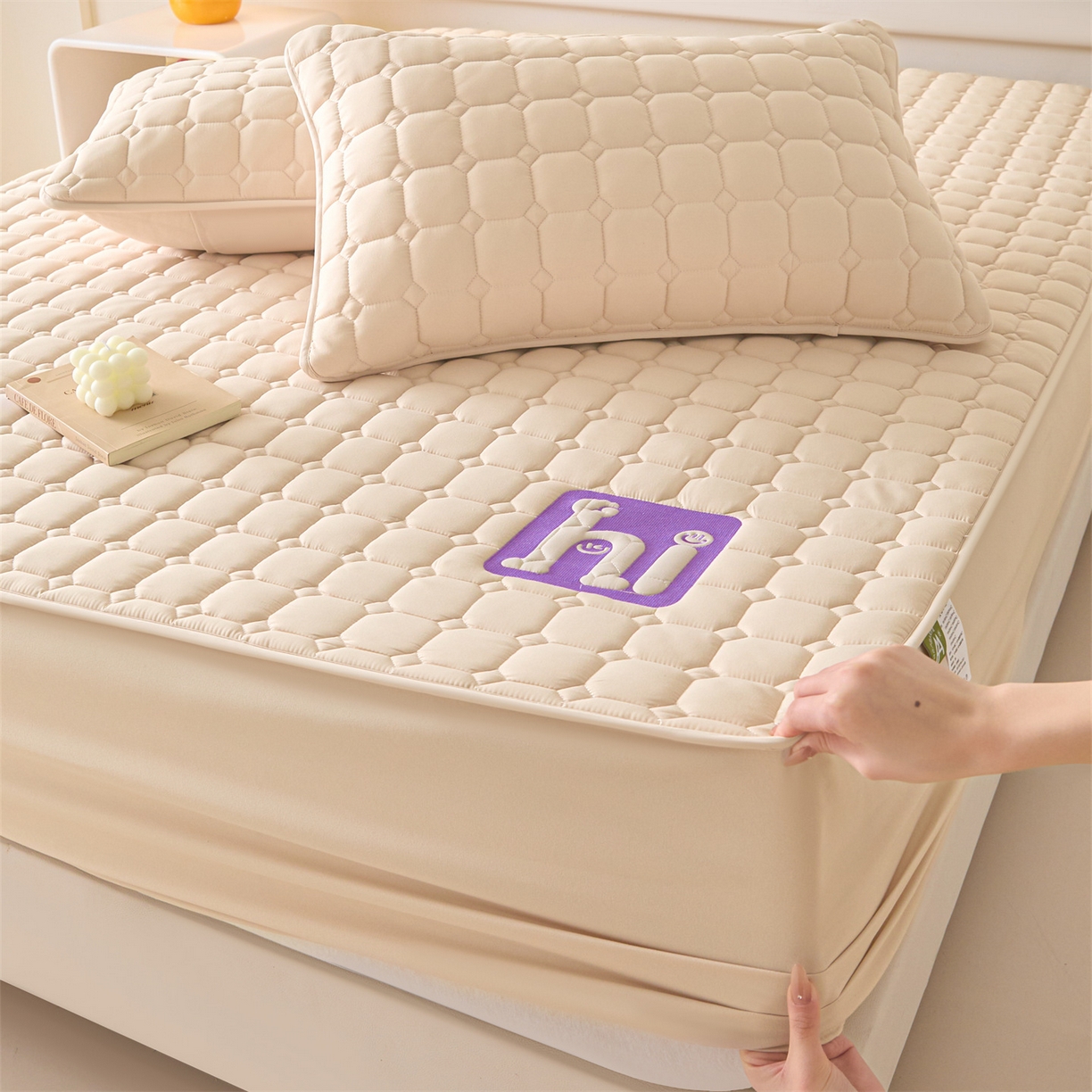 91家纺网 家纺一手货源 找家纺 居眠 2026新款A类棉花夹棉防水床笠-Hi smile Hi smile-卡