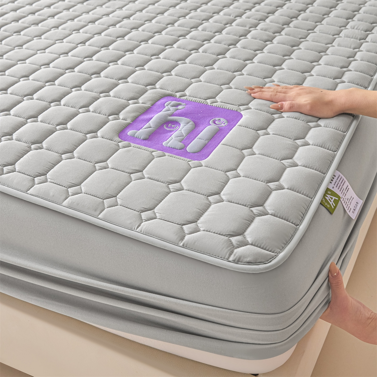 91家纺网 家纺一手货源 找家纺 居眠 2026新款A类棉花夹棉防水床笠-Hi smile Hi smile-灰