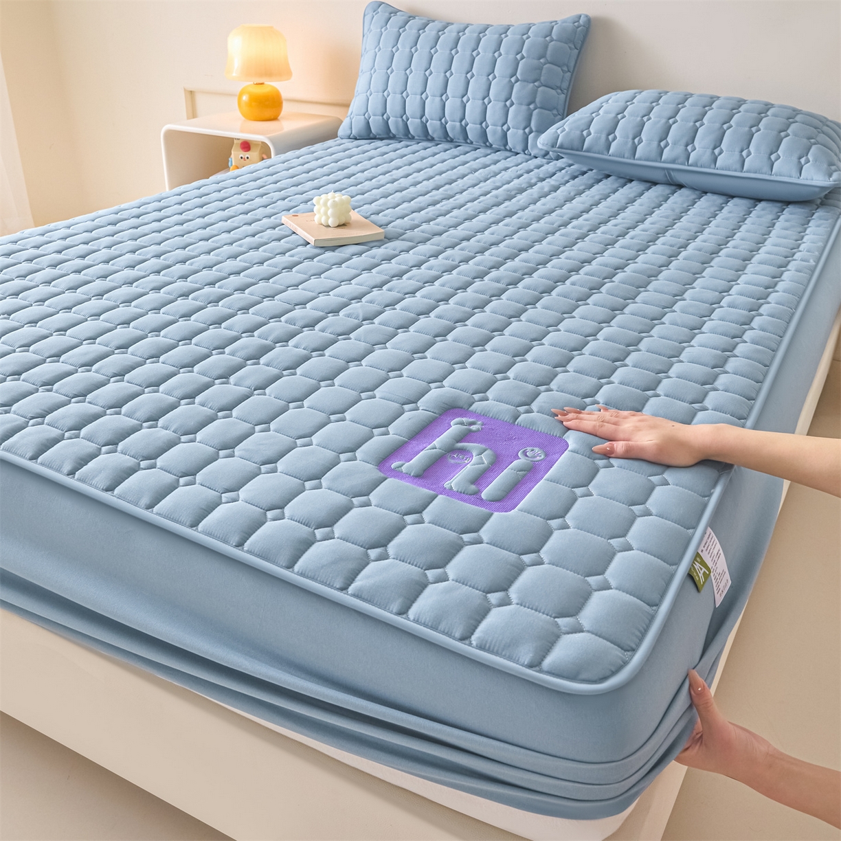 91家纺网 家纺一手货源 找家纺 居眠 2026新款A类棉花夹棉防水床笠-Hi smile Hi smile-蓝