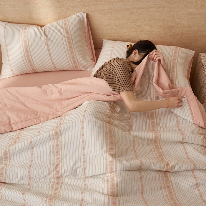 91家纺网 家纺一手货源 找家纺 简如 2026新款全棉色织提花里外全棉夏凉被四件套 柏锦-玉