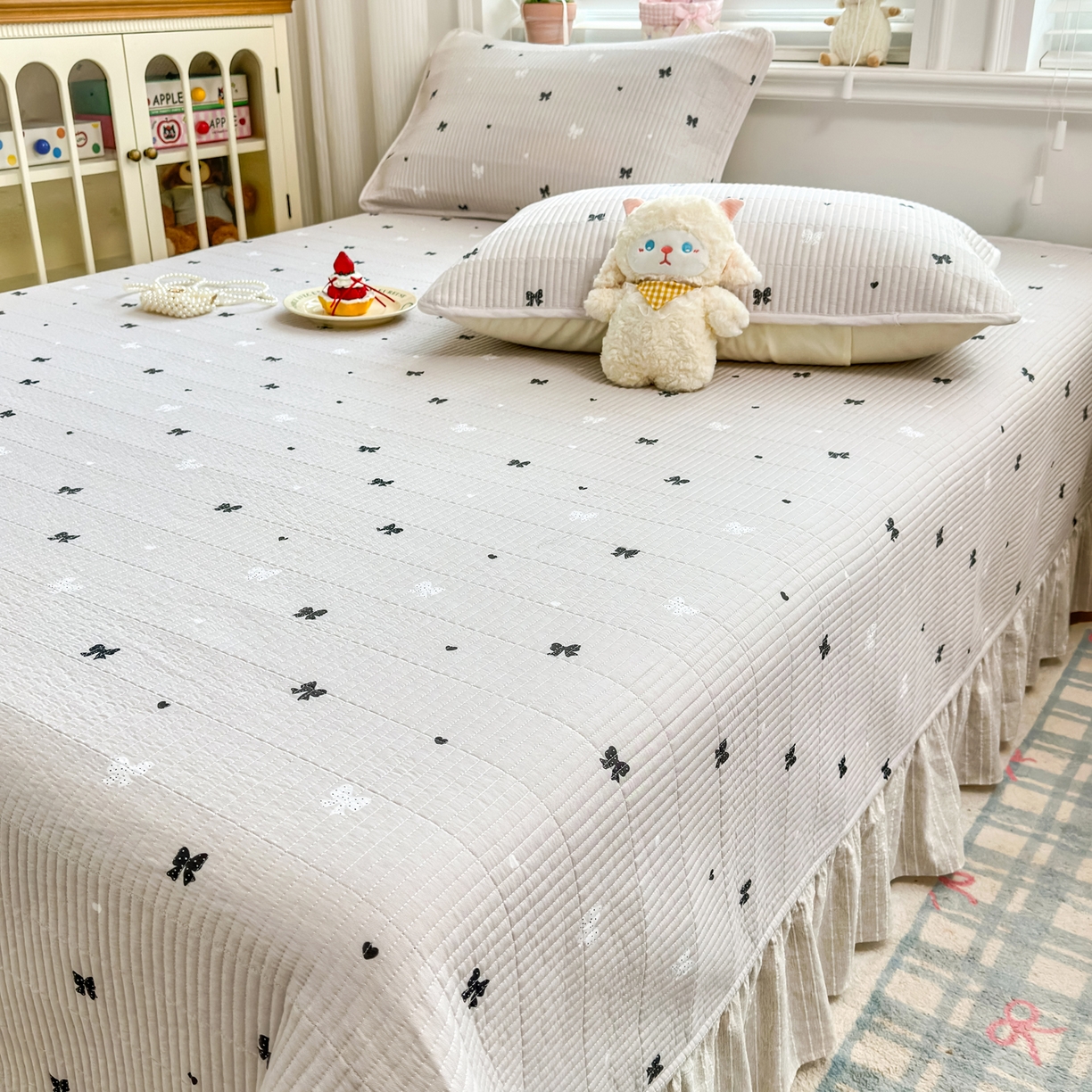 91家纺网 家纺一手货源 找家纺 沁童儿童用品店 2026新款法式大花边全棉夹棉床盖加厚床单炕垫 蝴蝶结咖