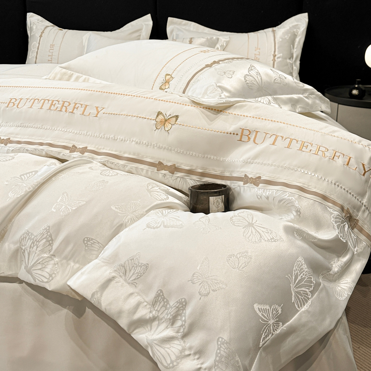 91家纺网 家纺一手货源 找家纺 （总）宇航家纺 2026春夏新款水洗真丝绣花四件套—拾光蝶影