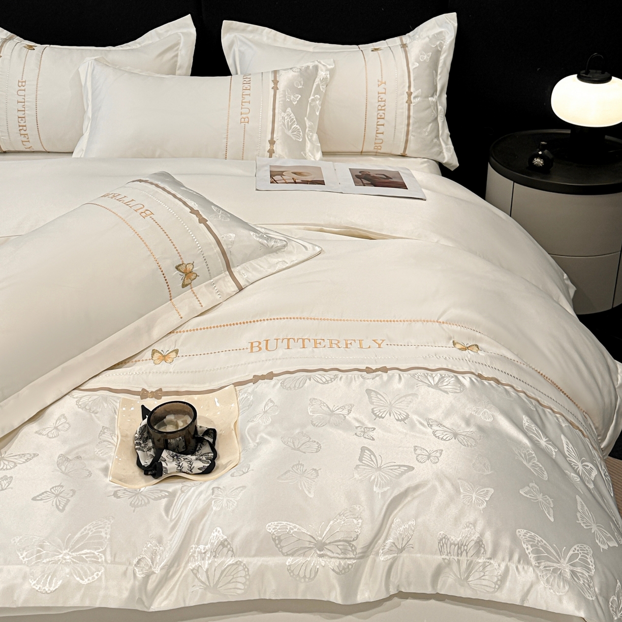 91家纺网 家纺一手货源 找家纺 （总）宇航家纺 2026春夏新款水洗真丝绣花四件套—拾光蝶影