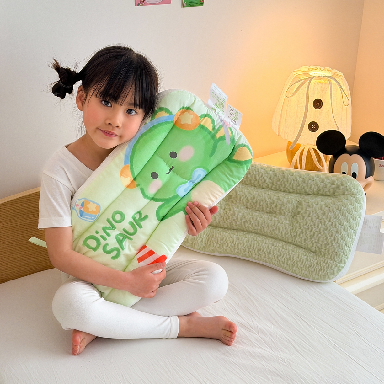 嗨生活 2026新款冰豆豆枕芯大版卡通儿童枕芯幼儿园枕芯枕头枕芯 恐龙宝宝